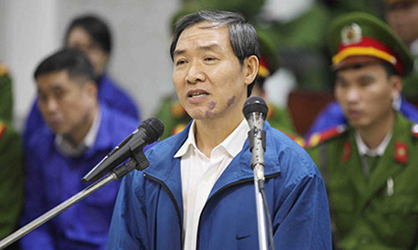 Cơ quan điều tra đang tiếp tục làm rõ ai đã báo tin để Dương Chí Dũng bỏ trốn ngay trước thời điểm bị khởi tố