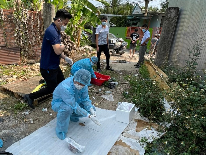 Sau khi chó chết, nhân viên thú y đã được tiêm huyết thanh. Ảnh: Tuệ Mẫn