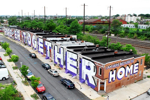 Nghệ sĩ đưa thơ lên tường nổi danh thiên hạ ảnh 7