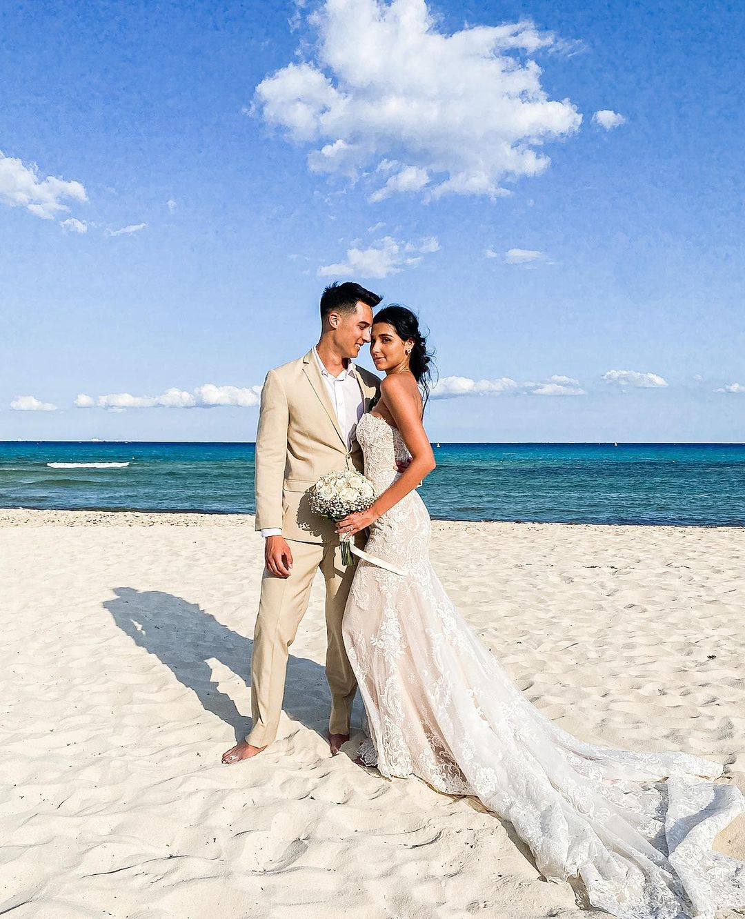 Một năm sau khi Maria chia tay người yêu, cô và Tanner Mata bắt đầu hẹn hò. "Chúng tôi đã là bạn bè trong một thời gian rất dài. Chúng tôi chưa bao giờ mất liên lạc. Khi tôi sống ở Hong Kong (Trung Quốc), anh ấy đã đến thăm và chúng tôi đã kết nối lại rồi bắt đầu hẹn hò", cô chia sẻ.