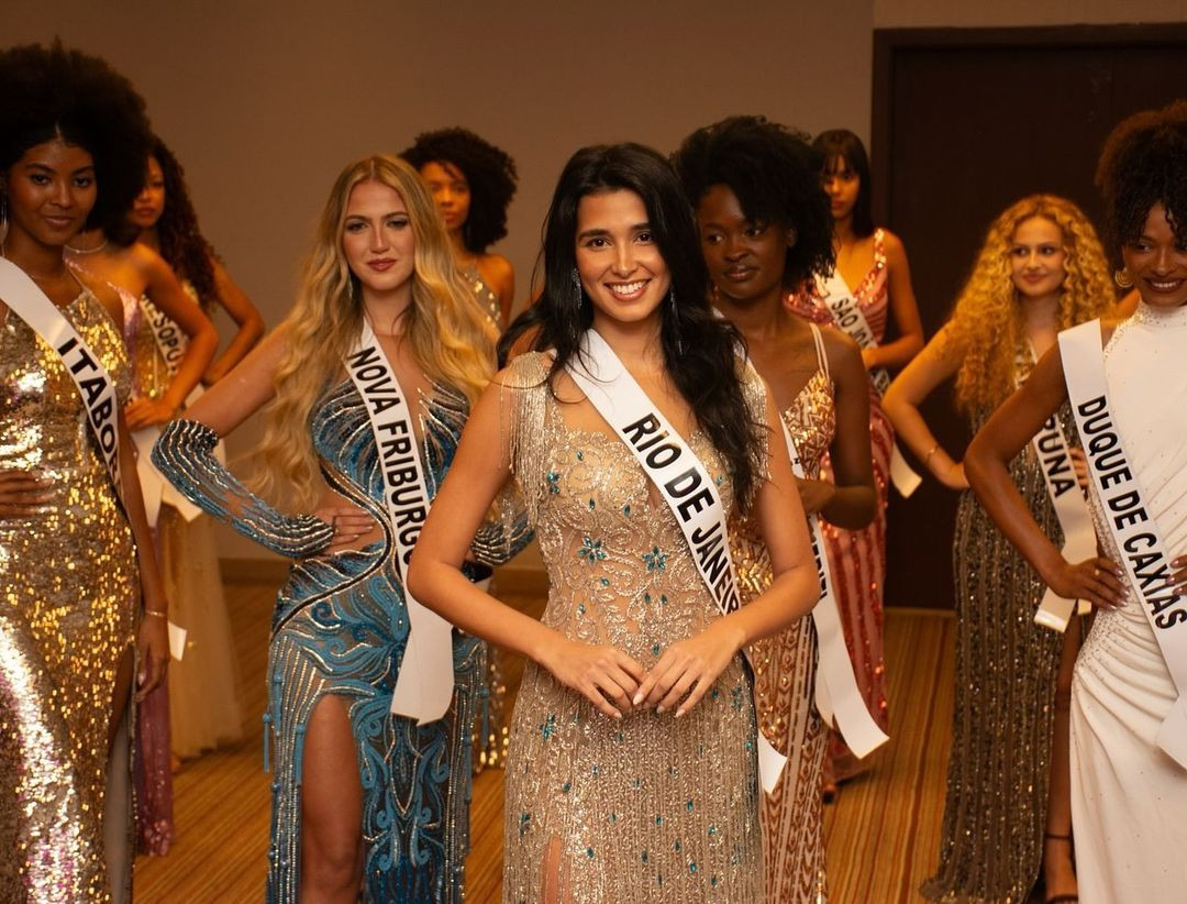 Người đẹp Maria Fabiana đang là đại diện của bang Rio De Janeiro tại cuộc thi Hoa hậu Hoàn vũ Brazil 2024. Cô được đánh giá là một trong những thí sinh tiềm năng, có sức ảnh hưởng trên mạng xã hội.