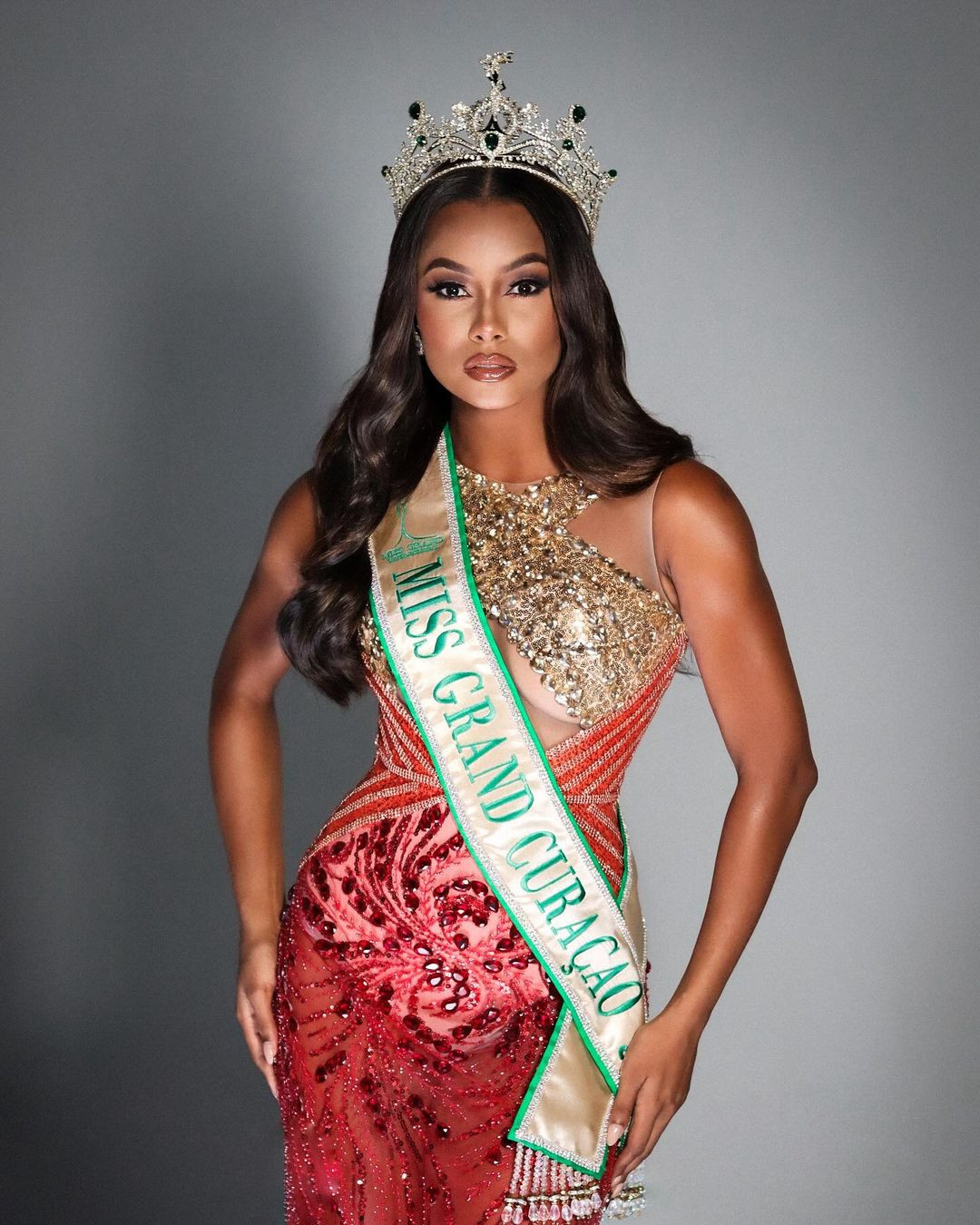 Người đẹp Akisha Albert đã được bổ nhiệm làm Hoa hậu Hòa bình Curacao 2024. Cô đại diện Curacao tham dự Hoa hậu Hòa bình Quốc tế 2024 tổ chức ở Campuchia và Thái Lan vào tháng 10.