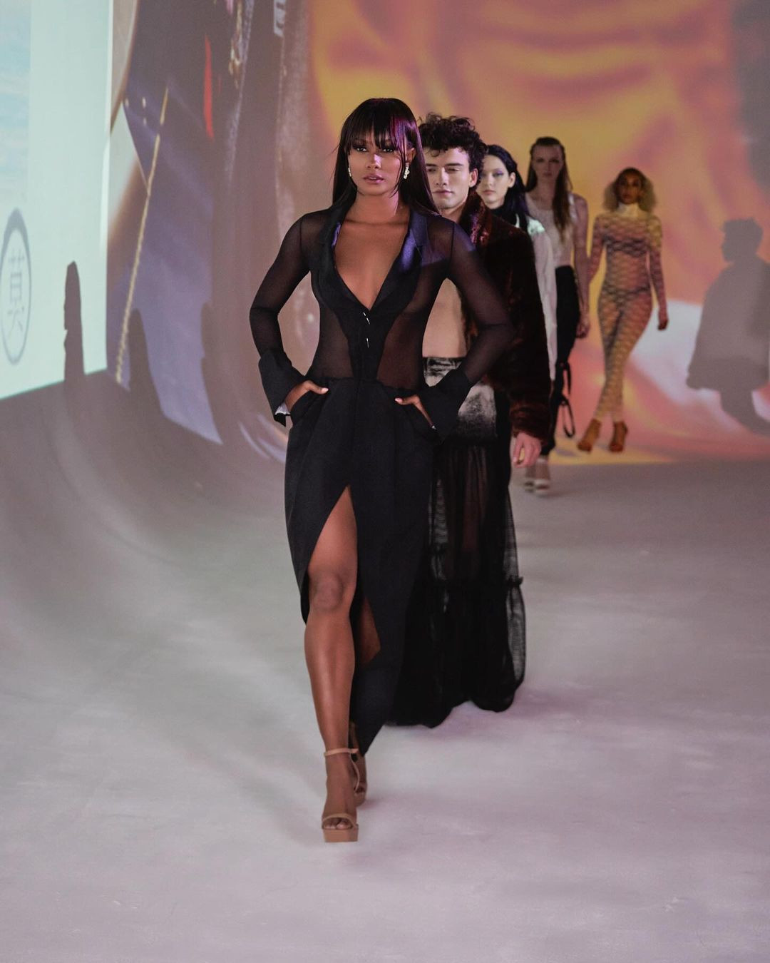 Năm 2014, cô tham dự Hoa hậu Thế giới Curacao và giành giải Á hậu 1, được trao danh hiệu Hoa hậu Trái Đất Curacao 2014.