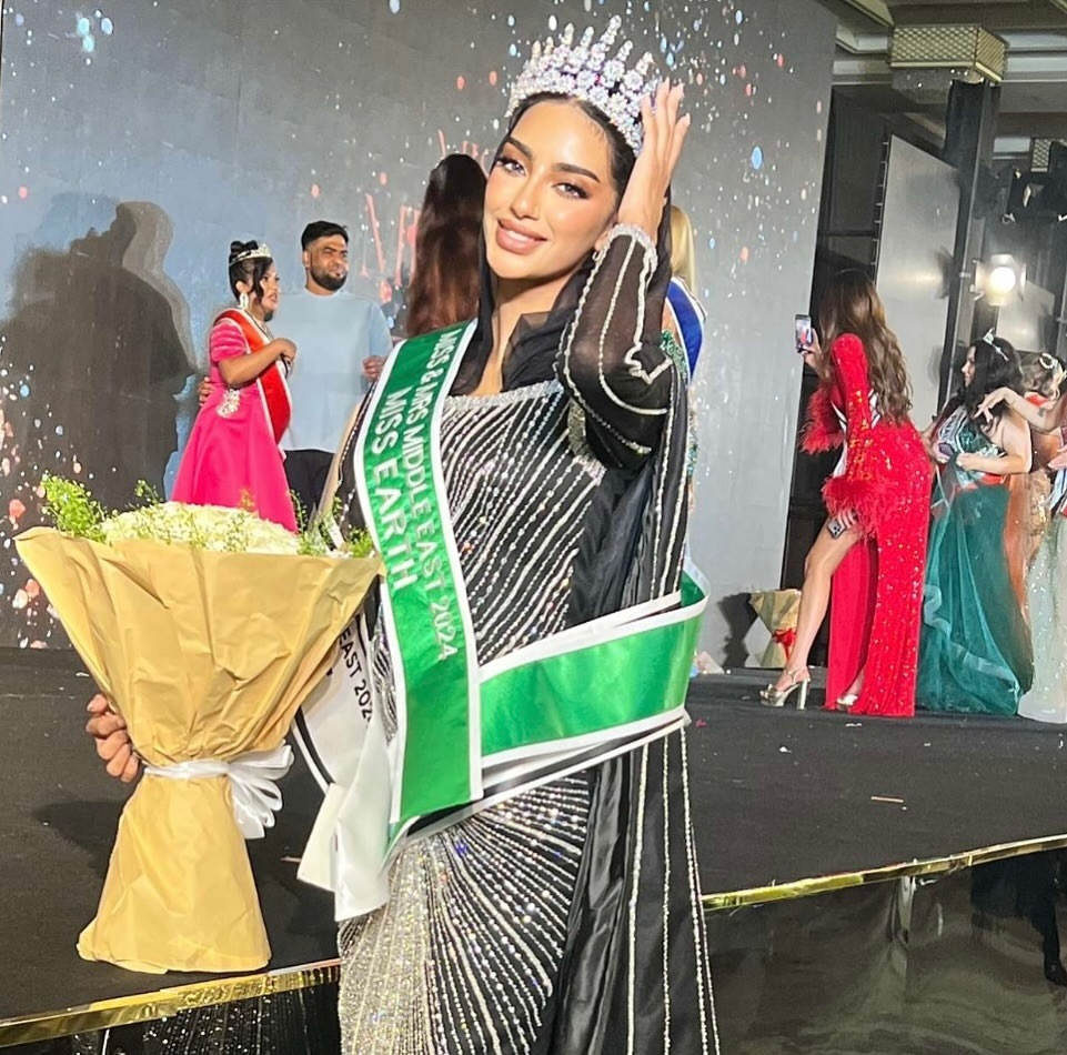 Chung kết Hoa hậu Trái Đất UAE 2024 đã diễn ra với chiến thắng thuộc về người đẹp Noura Aljasmi. Đêm chung kết có sự tham dự của đương kim Hoa hậu Trái Đất 2023 Drita Ziri.