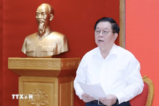 Ông Nguyễn Trọng Nghĩa - Ủy viên Bộ Chính trị, Bí thư Trung ương Đảng, Trưởng Ban Tuyên giáo Trung ương, Phó Trưởng Ban Thường trực Ban Chỉ đạo - phát biểu. (Ảnh: Phương Hoa/TTXVN). Ông Nguyễn Trọng Nghĩa - Ủy viên Bộ Chính trị, Bí thư Trung ương Đảng, Trưởng Ban Tuyên giáo Trung ương, Phó Trưởng Ban Thường trực Ban Chỉ đạo - phát biểu. (Ảnh: Phương Hoa/TTXVN).