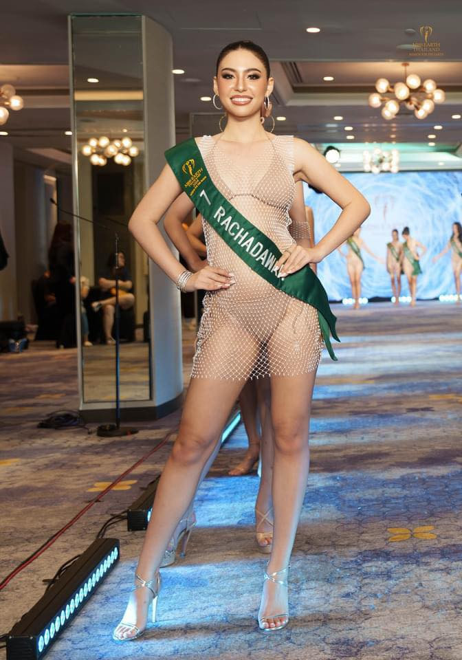 Nhiều người đẹp để lộ hình thể kém săn chắc, đùi to, vòng eo bánh mì khi trình diễn bikini.