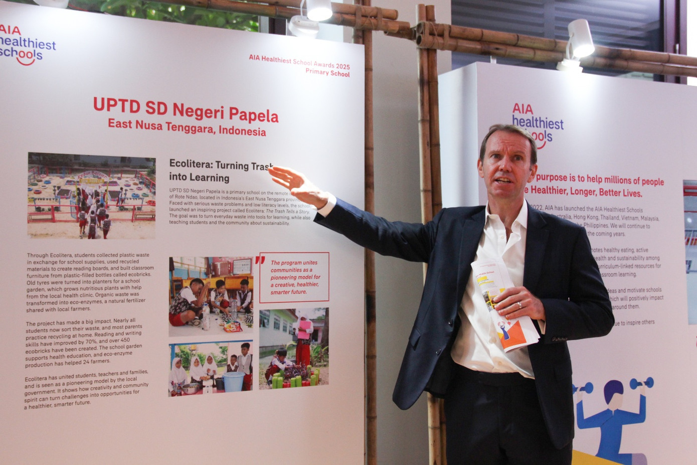 Ban tổ chức giới thiệu các dự án vào vòng chung kết Cuộc thi Trường học lành mạnh nhất AIA