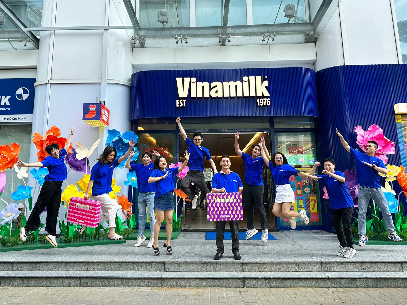 Vinamilk mang đến cơ hội phát triển nghề nghiệp và môi trường làm việc chuyên nghiệp, năng động. Ảnh: Vi Nam Vinamilk mang đến cơ hội phát triển nghề nghiệp và môi trường làm việc chuyên nghiệp, năng động. Ảnh: Vi Nam