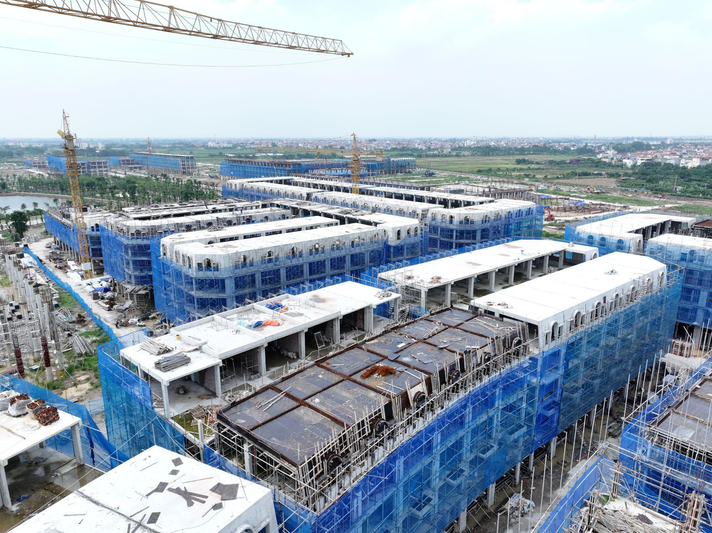 Nhiều căn shophouse tại Noble Palace Tay Thang Long đã bước vào giai đoạn hoàn thiện, vận hành sinh lời ngay tại thời điểm bàn giao từ quý 3/2025