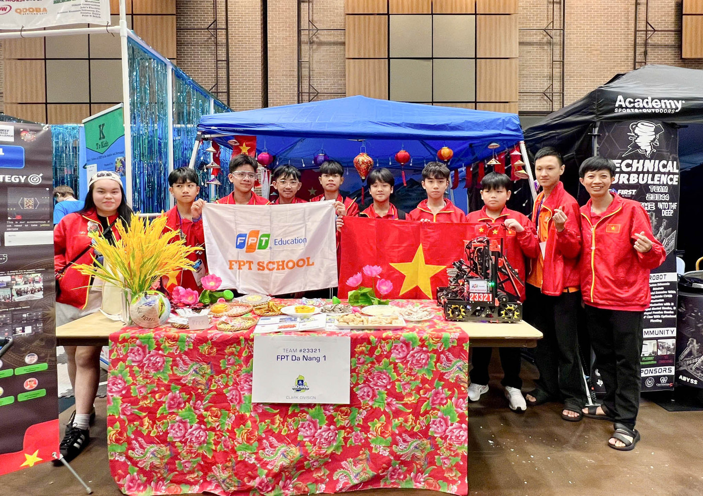 Học sinh FPT Schools tham gia giải Robotics Quốc tế tại Hoa Kỳ