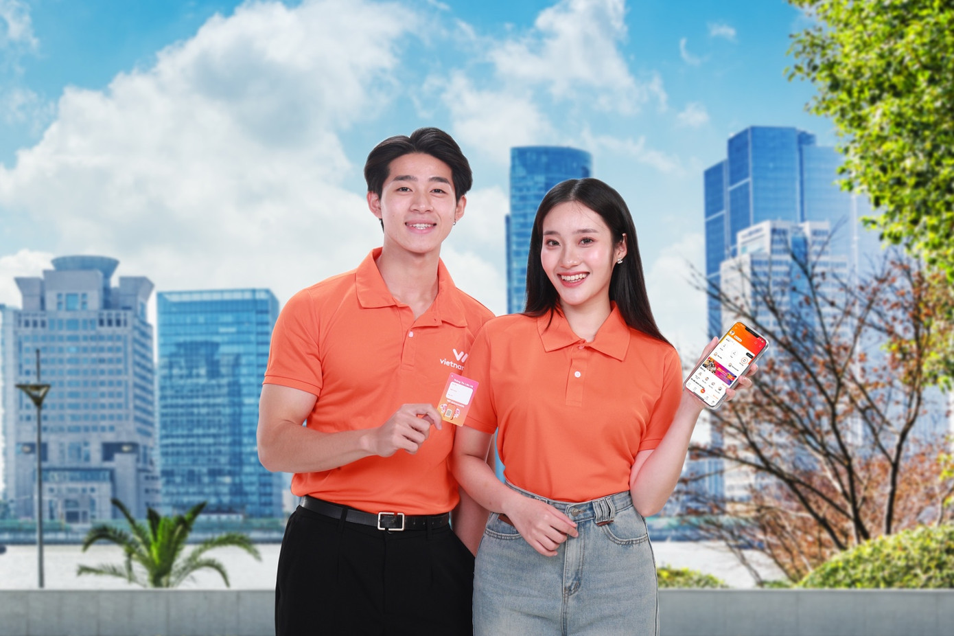 Người sử dụng dịch vụ của Vietnamobile. Ảnh: Vietnamobile