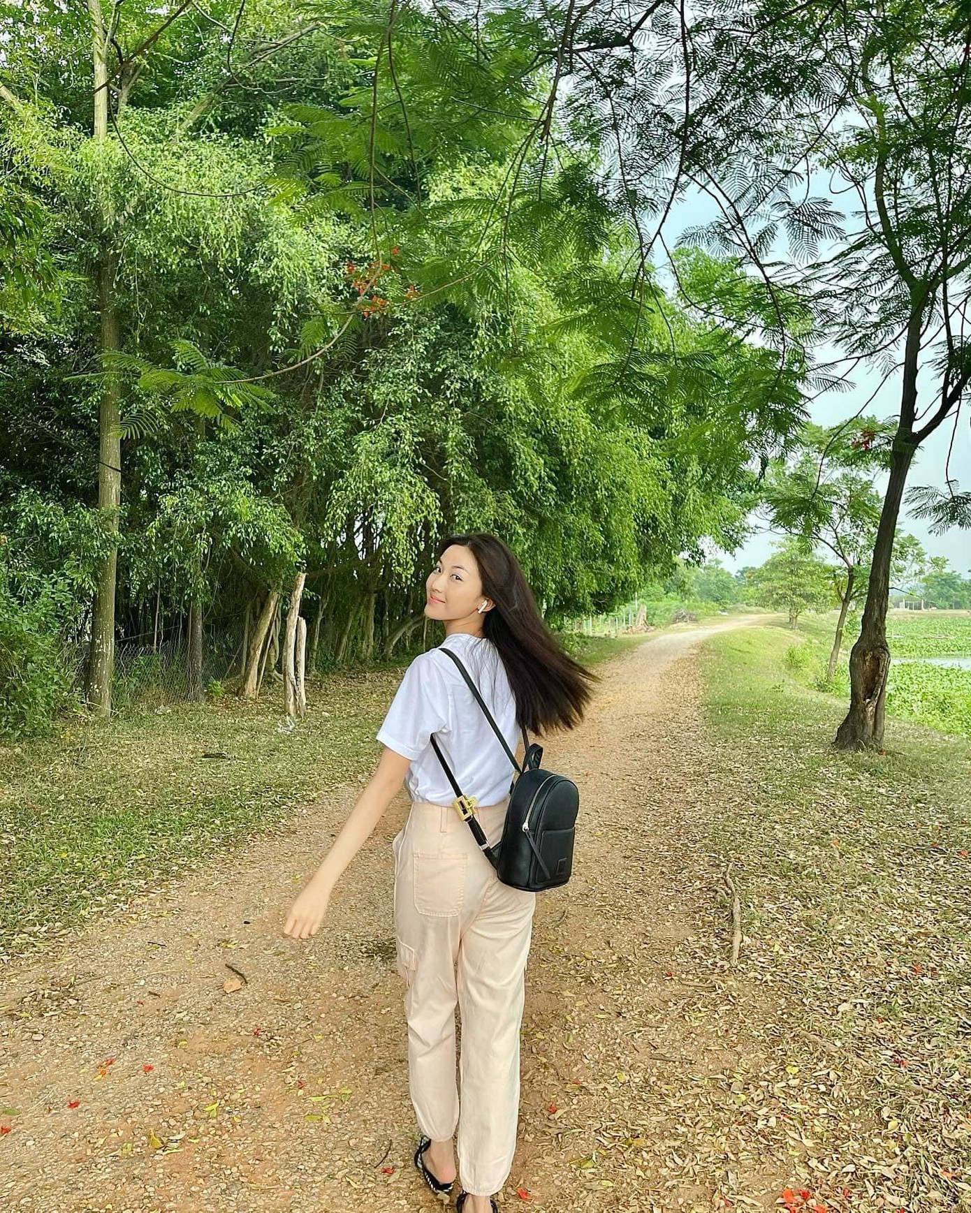 Mới tốt nghiệp nhưng Lương Thanh đã sở hữu một danh sách vai diễn đáng kể.