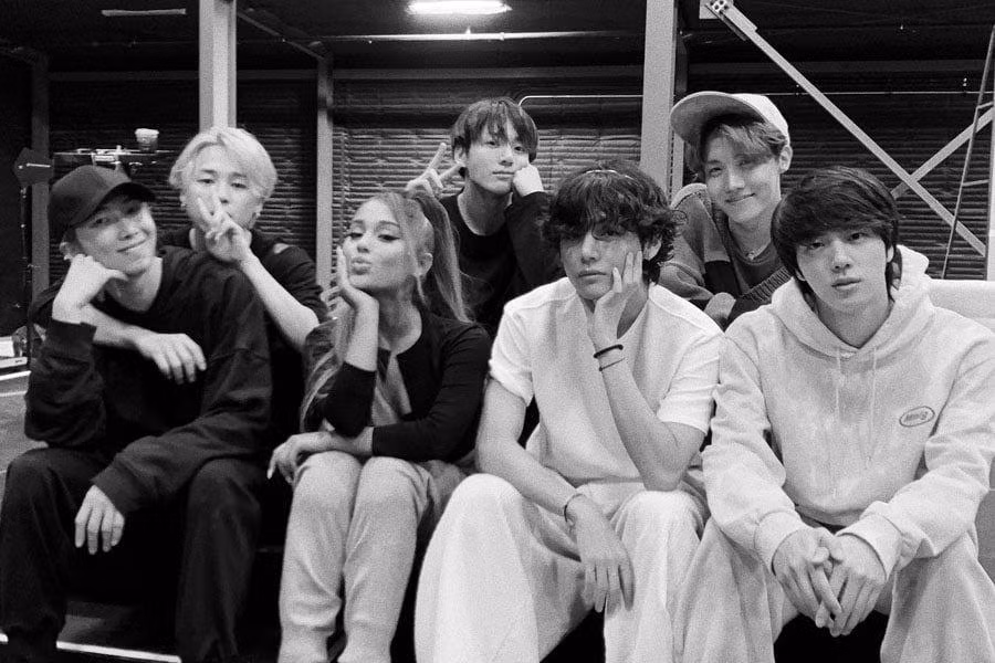 Ariana Grande và BTS từng có cơ hội gặp nhau tại Billboard Music Awards.