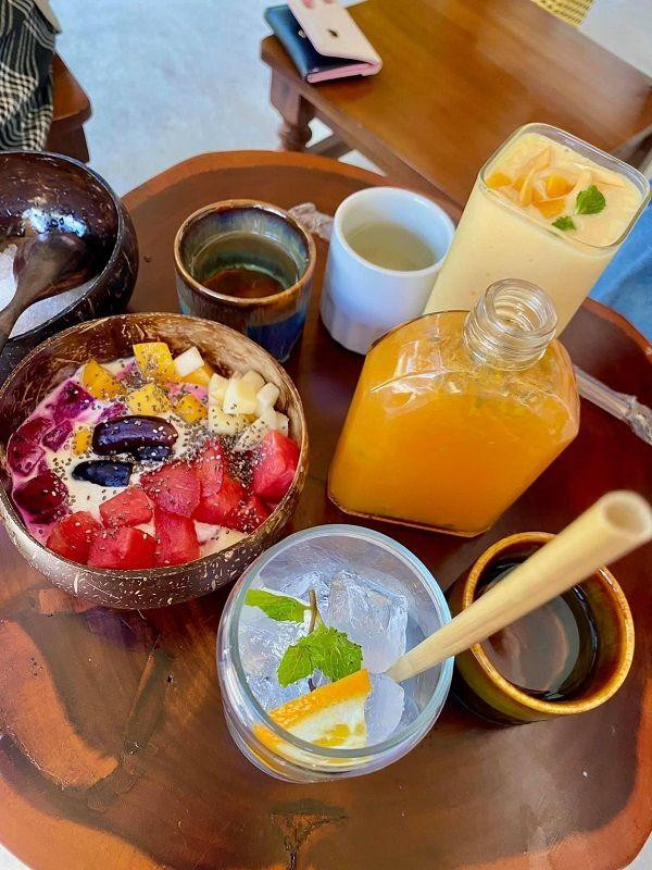 Thức uống ở Hôm nào đều trông rất đẹp mắt.