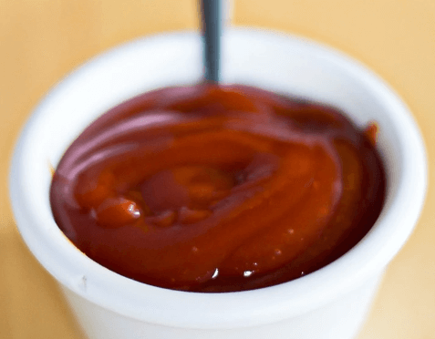 Có khoảng 4 gram đường trong mỗi muỗng canh tương cà (ketchup). Ảnh: Unsplash.com.