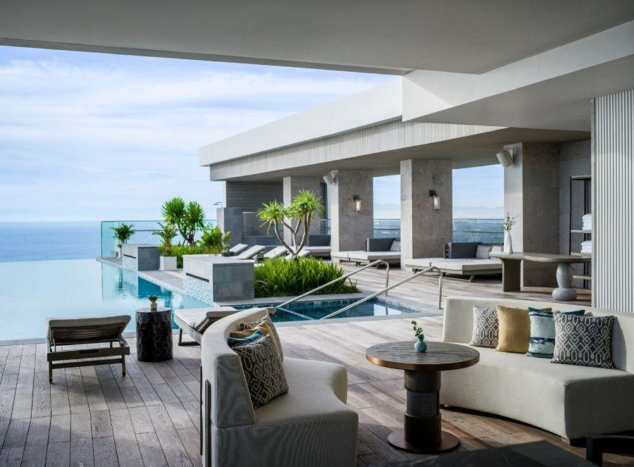 Hoiana cũng có bãi biển riêng nên view ở đây rất đẹp.