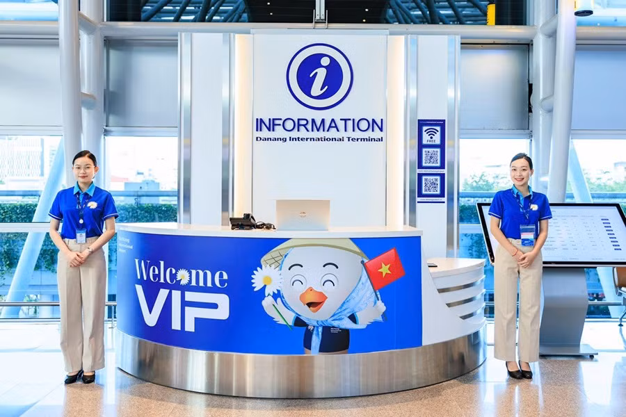Không gian trang trọng chào đón các V.I.P.
