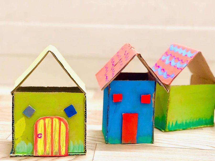 Cám ơn các bạn vì đã yêu DBSK theo một cách rất đặc biệt. Ảnh: Red By TVXQ