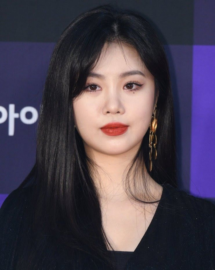 Ảnh: Vogue Singapore Ảnh: Vogue Singapore