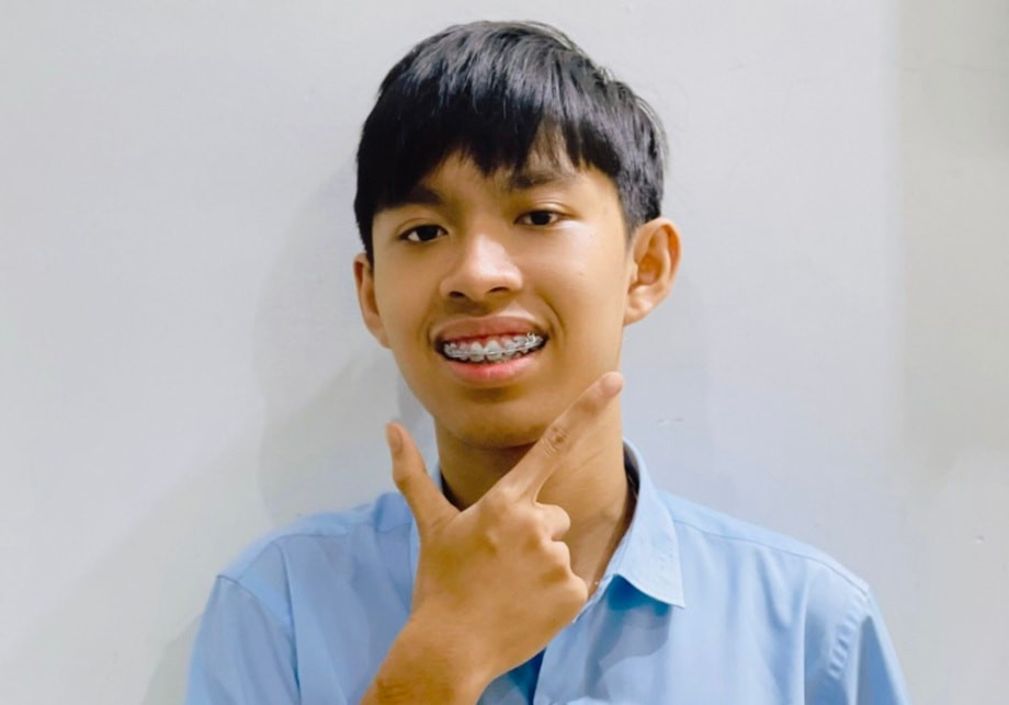 Thú vị là Nguyễn Phú Nhân chính là em ruột của Nguyễn Phú Nghĩa, thủ khoa kép 2 môn Hóa - Sinh của Đà Nẵng trong kì thi THPT quốc gia 2018. Thú vị là Nguyễn Phú Nhân chính là em ruột của Nguyễn Phú Nghĩa, thủ khoa kép 2 môn Hóa - Sinh của Đà Nẵng trong kì thi THPT quốc gia 2018.