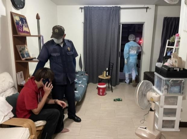 Trước khi xảy ra sự việc, Toytoy vẫn đăng Story trên Instagram cá nhân với chiếc áo đỏ như tại hiện trường.