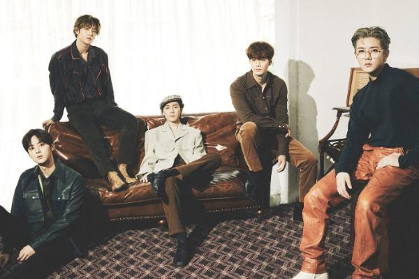 Trong khi 5 anh chàng nhà Pledis - NU’EST mang đến full-length album thứ hai của nhóm mang tên Romanticize... Trong khi 5 anh chàng nhà Pledis - NU’EST mang đến full-length album thứ hai của nhóm mang tên Romanticize...