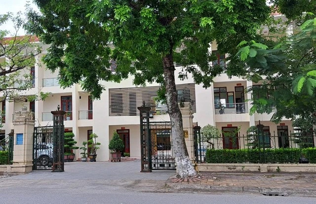 UBND tỉnh Thái Bình tạm đình chỉ công tác 4 cán bộ