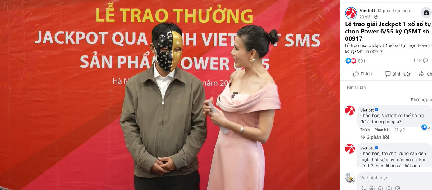 Hình ảnh gây nhiều tranh cãi. (ảnh chụp màn hình livestream).