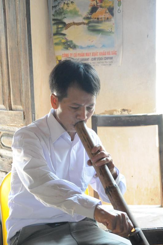 Hơn 10 năm rồi, ông Chấn mới được trở về với gia đình, quay lại nếp sinh hoạt cũ