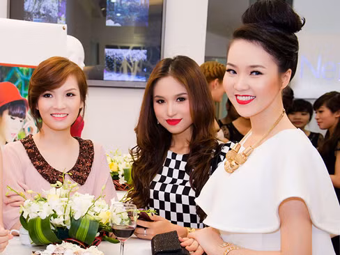 Đan Lê - Vân Hugo và Thụy Vân