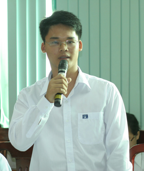 Mai Văn Chu (Thủ khoa đầu vào khối A 30/30 năm 2006 và cũng là Thủ khoa đầu ra đại học, trường ĐH Xây dựng) 