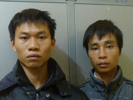 Đối tượng Hòa và Nhuệ tại cơ quan công an. Đối tượng Hòa và Nhuệ tại cơ quan công an