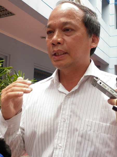 Thứ trưởng Vũ Văn Tám