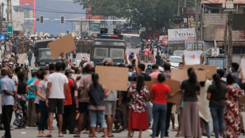 Biểu tình đang lan rộng ở Sri Lanka vì khủng hoảng kinh tế. (Ảnh: Reuters) Biểu tình đang lan rộng ở Sri Lanka vì khủng hoảng kinh tế. (Ảnh: Reuters)