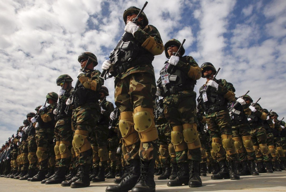 Quân đội Campuchia ký thoả thuận hợp tác với quân đội Trung Quốc. (Ảnh: AP) Quân đội Campuchia ký thoả thuận hợp tác với quân đội Trung Quốc. (Ảnh: AP)