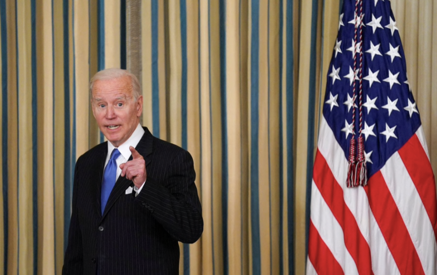 Tổng thống Mỹ Joe Biden khẳng định sẽ viện trợ thêm pháo cho Ukraine. (Ảnh: Reuters) Tổng thống Mỹ Joe Biden khẳng định sẽ viện trợ thêm pháo cho Ukraine. (Ảnh: Reuters)