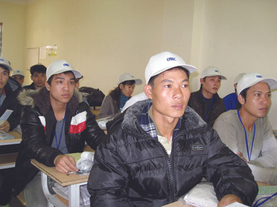 Dừng xuất khẩu lao động sang thị trường Hàn Quốc, nhiều lao động mất cơ hội việc làm thu nhập cao. Ảnh: Phong Cầm