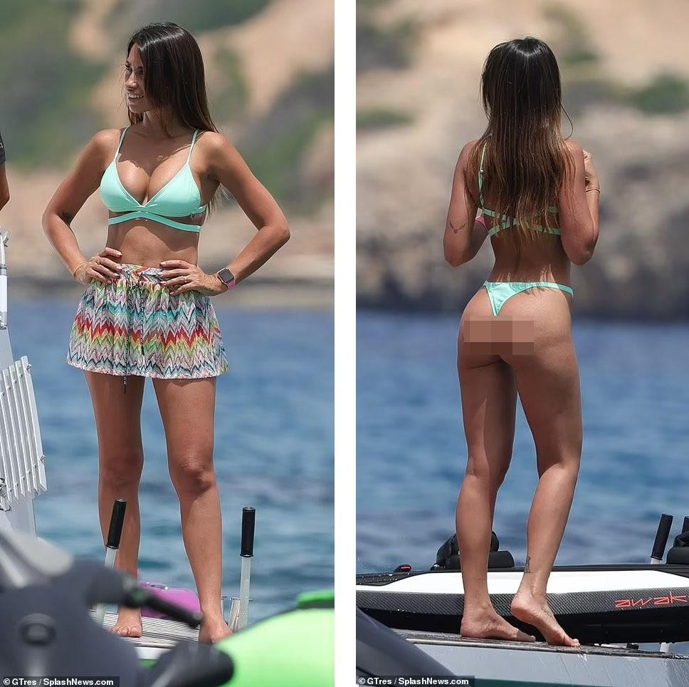 Với ngoại hình này, khó có thể tin người mẫu 34 tuổi từng ba lần sinh nở.