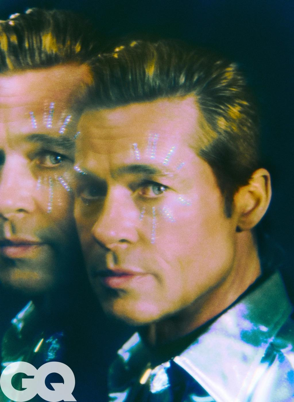 Brad Pitt đã bỏ rượu và thuốc lá. Brad Pitt đã bỏ rượu và thuốc lá.