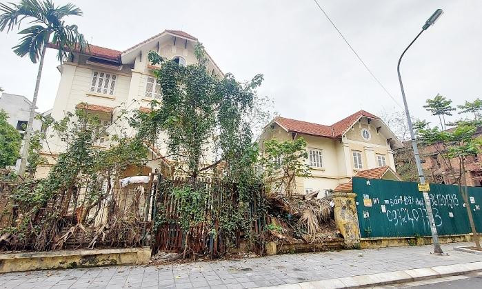 Tại nhiều KĐT trên địa bàn Hà Nội được phê duyệt quy hoạch tổng thể từ hàng chục năm trước đến nay lộ nhiều bất cập không phù hợp với nhu cầu thực tế sử dụng của người dân.