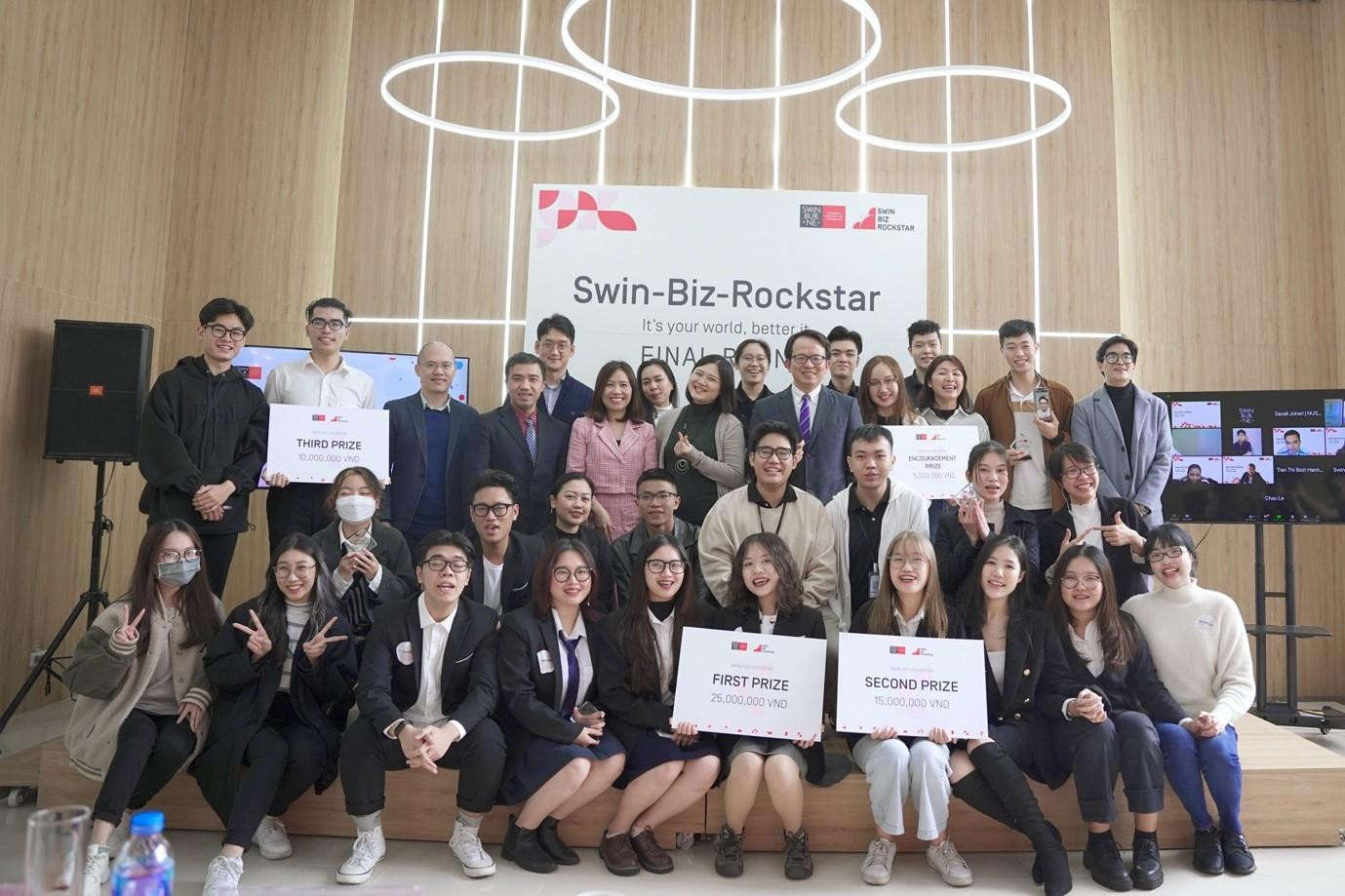 Các đội thi đến các trường đại học quốc tế trong và ngoài nước đã có trải nghiệm đáng nhớ tại 'Swin-Biz-Rockstar'. Các đội thi đến các trường đại học quốc tế trong và ngoài nước đã có trải nghiệm đáng nhớ tại 'Swin-Biz-Rockstar'.