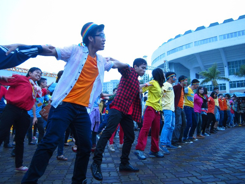 Nhảy flasmob trong ngày hội