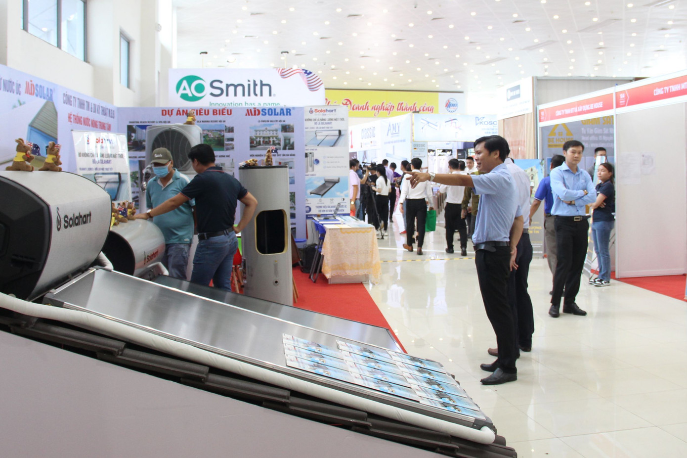 Các giải pháp điện năng lượng mặt trời được các đối tác, người tiêu dùng quan tâm, phù hợp với đặc điểm nắng nhiều của miền Trung Các giải pháp điện năng lượng mặt trời được các đối tác, người tiêu dùng quan tâm, phù hợp với đặc điểm nắng nhiều của miền Trung