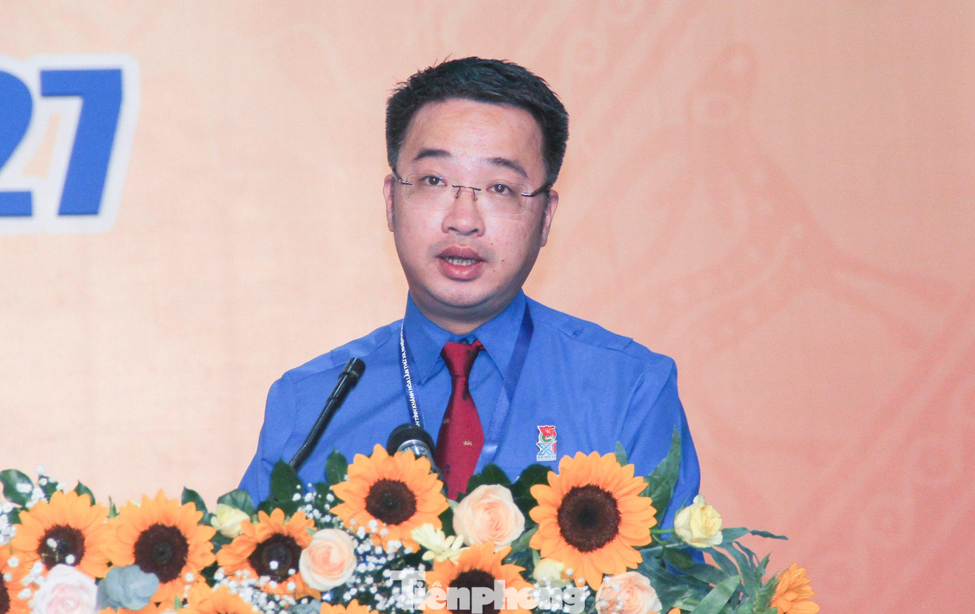 Anh Nguyễn Tường Lâm - Bí thư Trung ương Đoàn, phát biểu chỉ đạo Đại hội Đại biểu Đoàn TNCS Hồ Chí Minh tỉnh Khánh Hòa lần thứ XII, nhiệm kỳ 2022 - 2027. Anh Nguyễn Tường Lâm - Bí thư Trung ương Đoàn, phát biểu chỉ đạo Đại hội Đại biểu Đoàn TNCS Hồ Chí Minh tỉnh Khánh Hòa lần thứ XII, nhiệm kỳ 2022 - 2027.