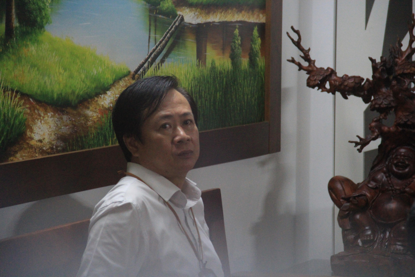 Cùng bị khởi tố và bắt tạm giam với ông Thạnh còn có Trưởng Khoa Xét nghiệm CDC Đà Nẵng, một nhân viên của Khoa này cũng bị cấm đi khỏi nơi cư trú. Ảnh: Thanh Trần Cùng bị khởi tố và bắt tạm giam với ông Thạnh còn có Trưởng Khoa Xét nghiệm CDC Đà Nẵng, một nhân viên của Khoa này cũng bị cấm đi khỏi nơi cư trú. Ảnh: Thanh Trần