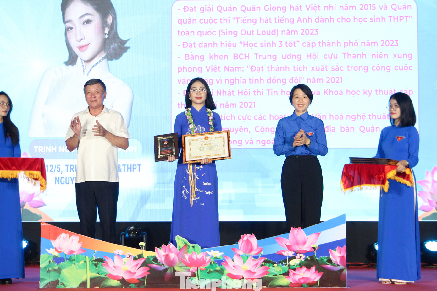 Dịp này, 19 đoàn viên thanh niên, cán bộ Đoàn - Hội cũng được tuyên dương Thanh niên tiên tiến làm theo lời Bác