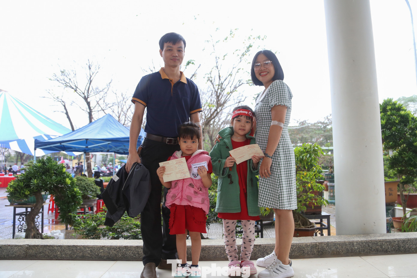 Hai vợ chồng chị Nga cho hay sẽ đồng hành cùng Chủ Nhật Đỏ dài lâu. Bất cứ khi nào ngày hội về với Đà Nẵng cũng sẽ có mặt. Ngoài ra, chị Nga còn cố gắng hiến máu đều đặn 3 tháng 1 lần.