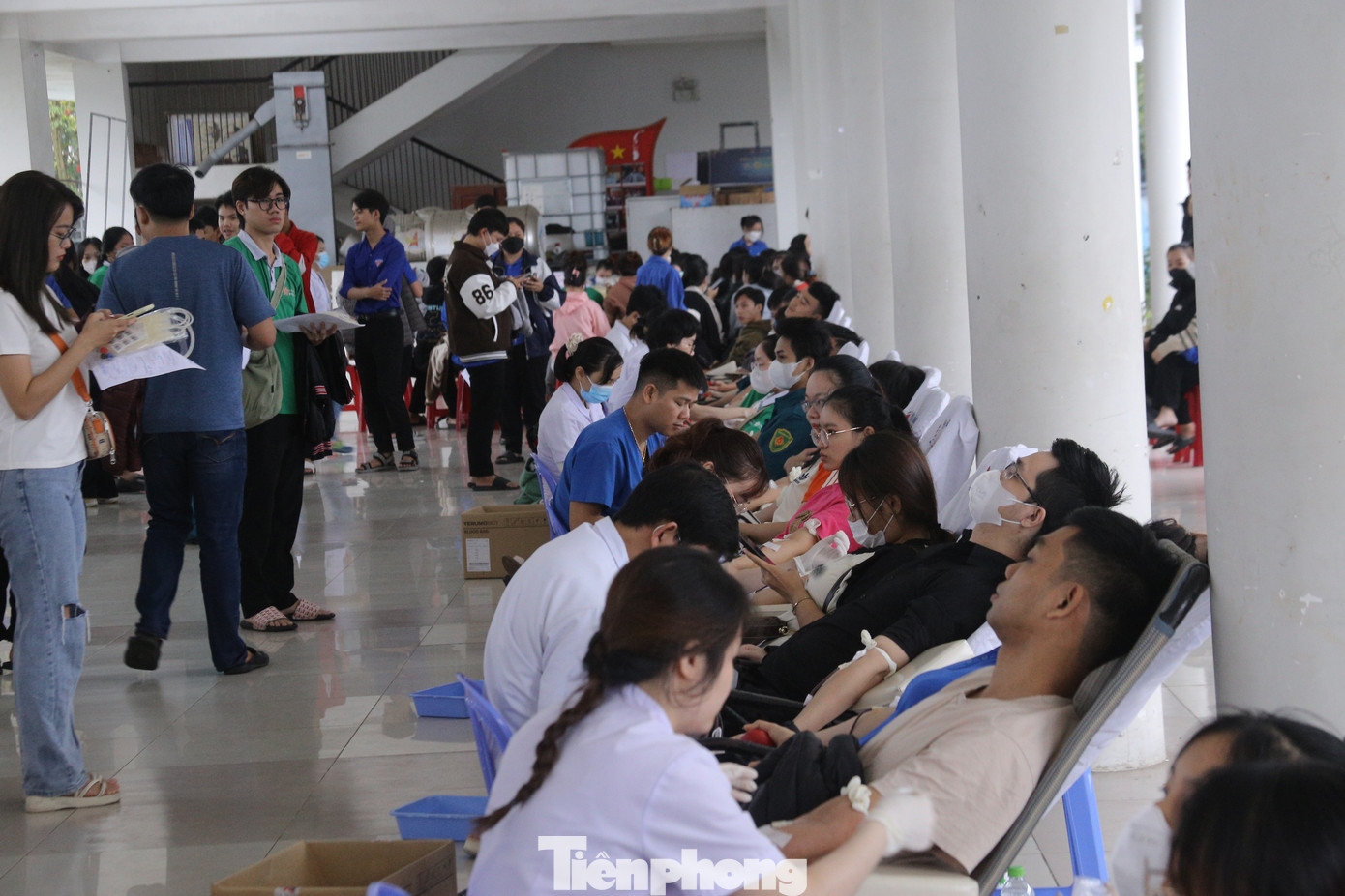 Trong năm 2023, Thành Đoàn - Hội LHTN TP đã phối hợp với Ban Chỉ đạo Vận động hiến máu tình nguyện TP và Khoa Huyết học Truyền máu - Bệnh viện Đà Nẵng tổ chức 57 đợt hiến máu tình nguyện, thu được gần 14,6 nghìn đơn vị máu, cơ bản đáp ứng đủ nhu cầu máu cấp cứu và điều trị tại các cơ sở y tế.