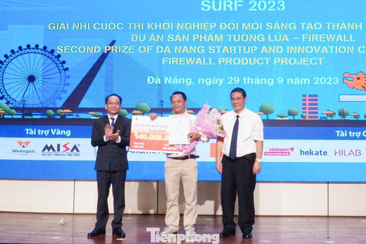 BTC Cuộc thi trao giải nhì và giải 3 cho các dự án khởi nghiệp đạt giải