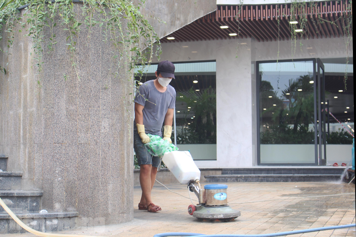 Theo ông Nguyễn Hữu Nhật - Giám đốc Ban Quản lý dự án Đầu tư xây dựng Hạ tầng và phát triển đô thị TP Đà Nẵng, hiện công viên APEC mở rộng đã hoàn thiện tất cả các hạng mục và sẵn sàng khánh thành và bàn giao lại cho đơn vị quản lý.